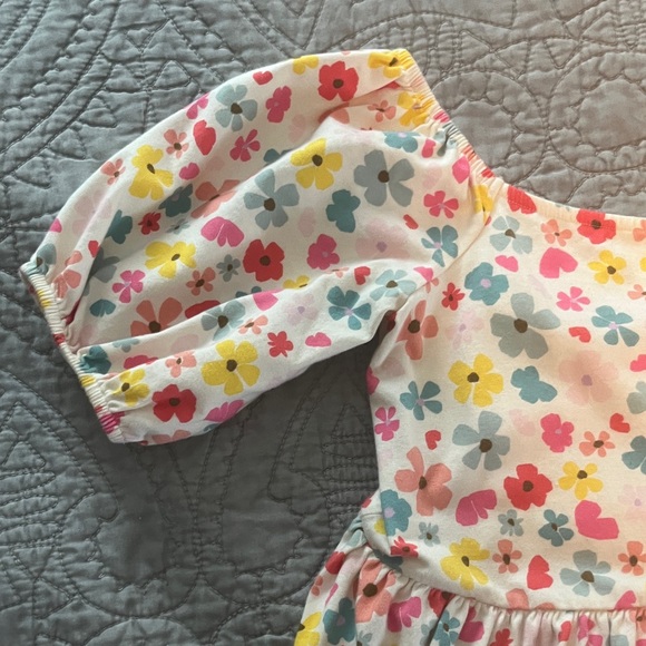 Alice + Ames Dress with Puff Sleeves - Picture 3 of 5